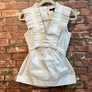BCBG Maxazariia white apron front ruffle sleeveless top xs